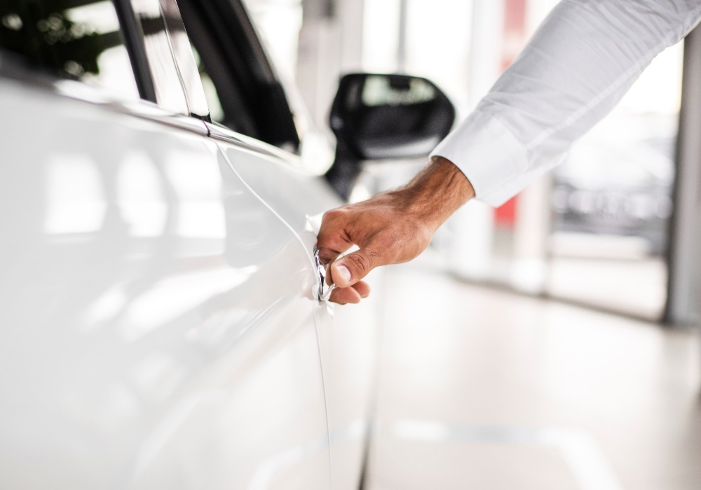 تفاوت حواله خودرو با پیش فروش